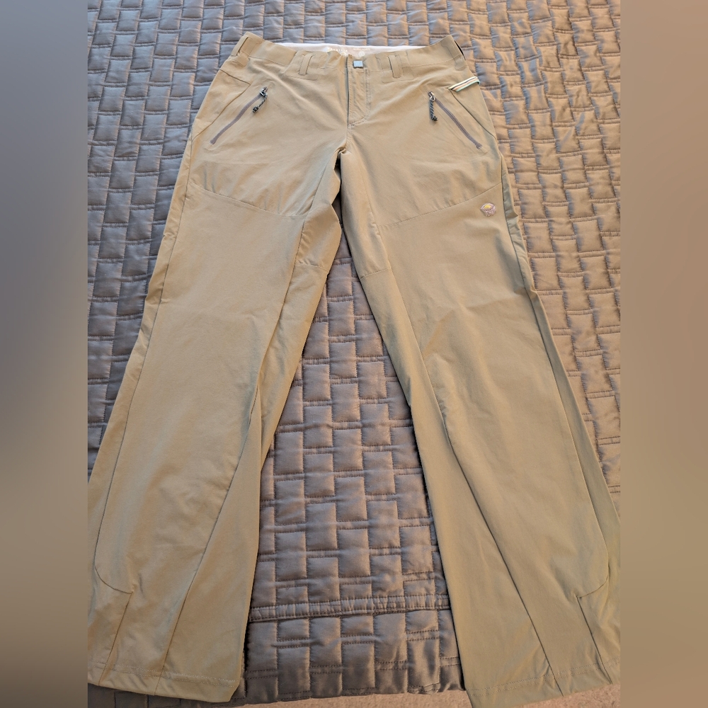 Mountain Hardwear Futuna Pant Hiking Climbing Khaki Green Women's 8